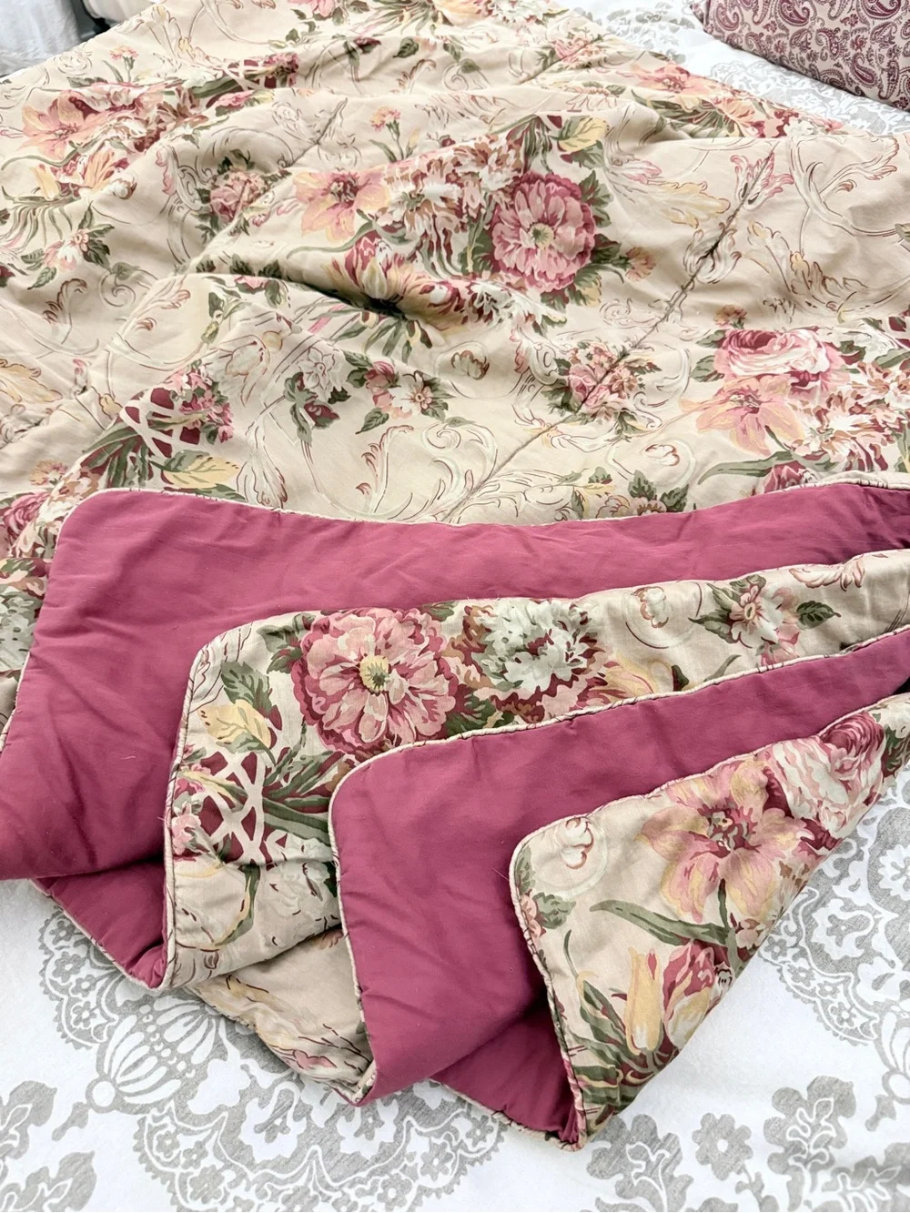 Ralph Lauren Guinevere Aragon Medieval Floral Sateen Full/Queen Comforter